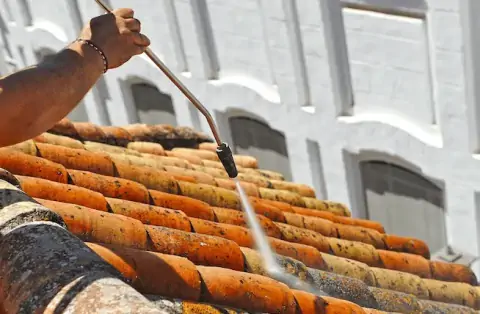 Nettoyage de toitures - Escales