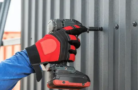 Travaux de zinguerie - Escales